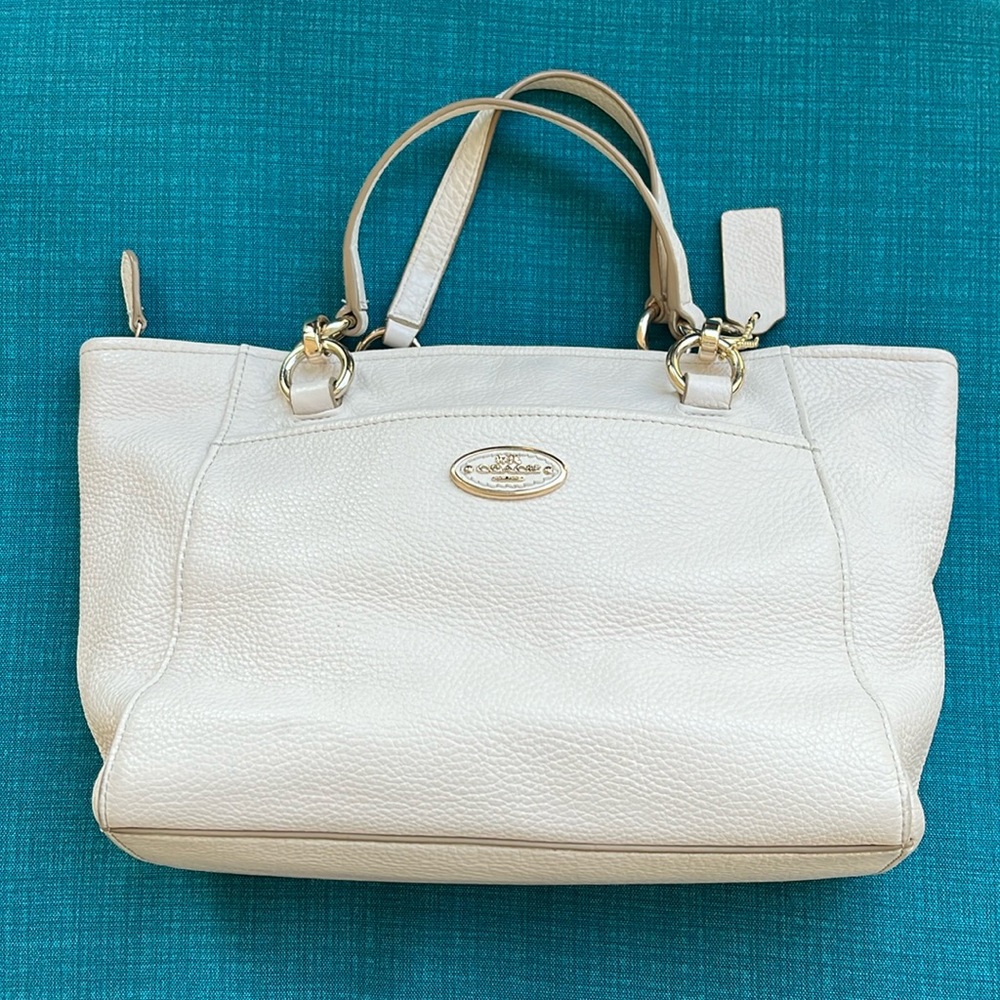 Coach pearl white handbag. Vintage